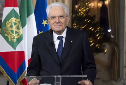 Mattarella promuove il nuovo corso politico. "Il premier donna è una grande novità. E adesso governate"