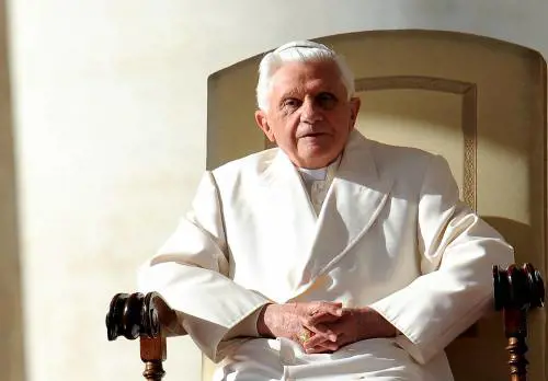 "Il mio amico Joseph ormai voleva morire. Bergoglio lascerà? Niente è già fissato"