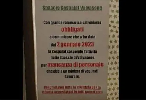"Manca personale con voglia di lavorare". Il negozio costretto a chiudere