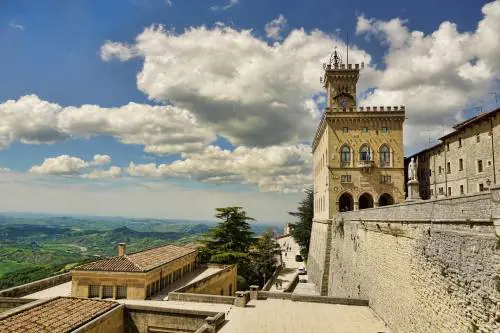 Pensioni, a San Marino sconto sulle imposte per chi prende residenza