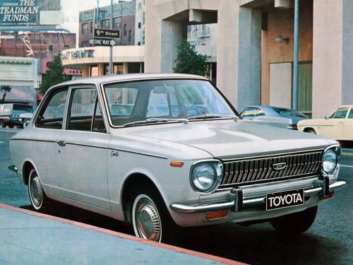 Toyota Corolla, storia dell'auto più venduta al mondo