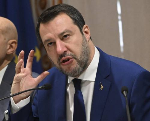 E alla sbarra finisce anche Salvini