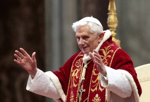 Il grido di Benedetto XVI, l'addio di Enrico Letta e Sanremo: quindi, oggi...