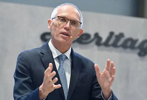 Il rompicapo inflazione-debito pubblico e la sfida di fare dell’auto il motore del Pil 