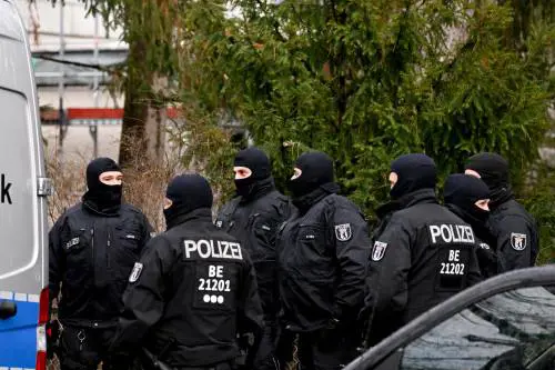 "Attentato islamista con tossine letali": in manette un iraniano in Germania