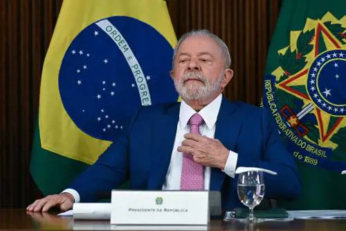 "Attacchi finanziati dall'estero". Lula prepara la risposta all'assalto di Brasilia