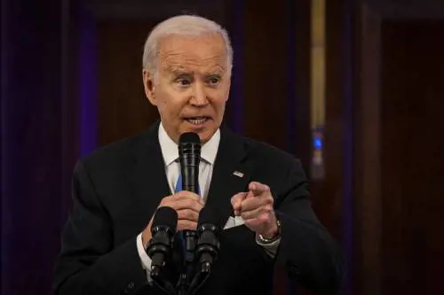 Nuovi guai per Biden, trovati altri documenti top secret in garage