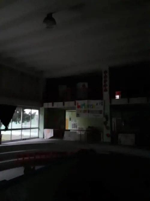 Il sindaco 5S non paga le bollette. E la scuola resta al buio