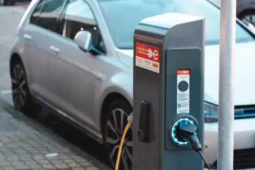 Incentivi auto, si riparte con altri 575 milioni. "Ma il modello va rivisto"