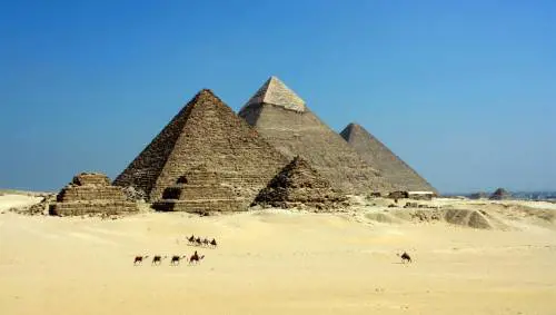 Dalle Isole Cook all'Egitto: consigli over sulle mete di viaggio più amate per il 2022