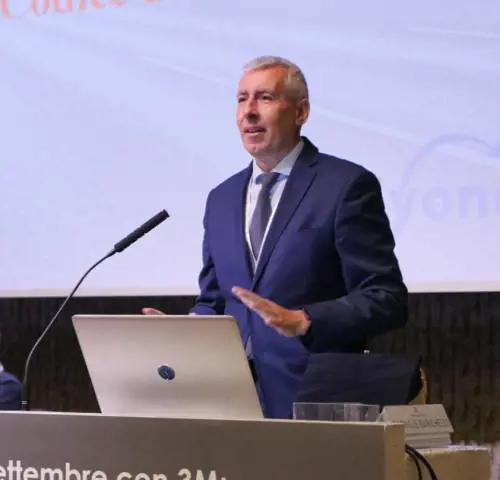 Bonizzoli: "È una follia. Rallenta il traffico e aumenta i pericoli"