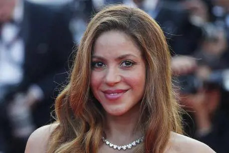 "Una Ferrari per una Twingo...". Così Shakira si "vendica" di Piqué