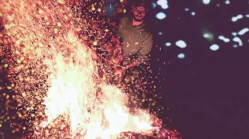 Napoli e il rito di Sant'Antonio, il fuoco che purifica 