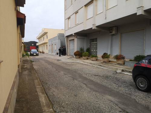 Profumi e abiti di lusso: trovata la "tana" di Messina Denaro