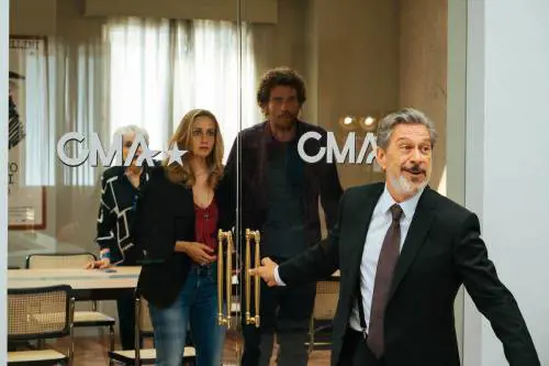 “Call my agent - Italia”, viaggio ironico e dissacrante nello showbiz