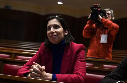 Compagna Schlein, il nuovo che arretra e scorda gli operai. A Mirafiori soltanto due voti