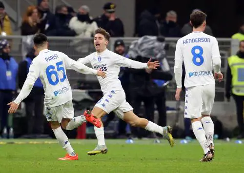 L'Inter (in dieci) perde in casa con l'Empoli: decide un gol del ventenne Baldanzi