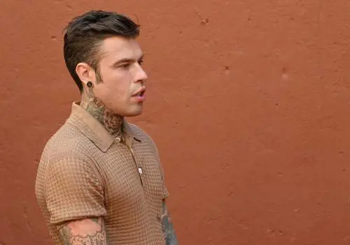 La risata scomposta sulla scomparsa della Orlandi: bufera su Fedez