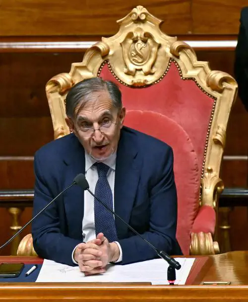 La Russa: "Il busto del Duce? Regalo di mio padre. Non lo butterò mai"