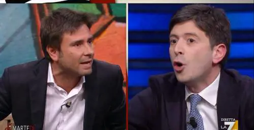 "È misero". Speranza si fa smascherare anche da Di Battista e Floris