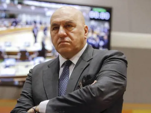 Il ministro della Difesa Guido Crosetto