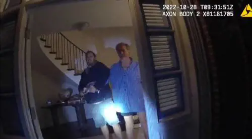 La decisione della Corte Usa: diffuso video dell'attacco choc al marito di Pelosi