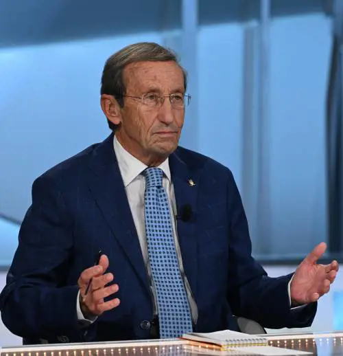 Fini si arrende in aula. "Ingannato dai Tulliani"