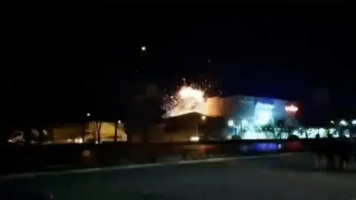 Iran, colpite con droni basi militari: "Azione degli Stati Uniti"