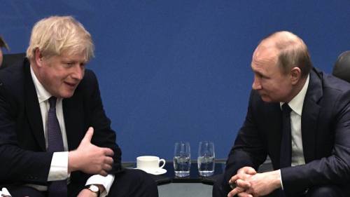 La rivelazione-choc di Johnson: "Putin minacciò di attaccare il Regno Unito"