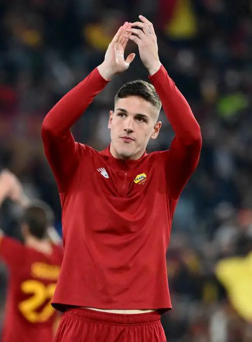 Notte di paura per Zaniolo, inseguito e minacciato sotto casa da alcuni tifosi