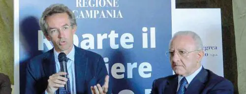 Sud, De Luca batte cassa e litiga con Manfredi