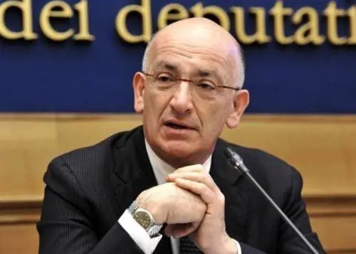 "Lo Stato non deve cedere ma i diritti vanno rispettati"