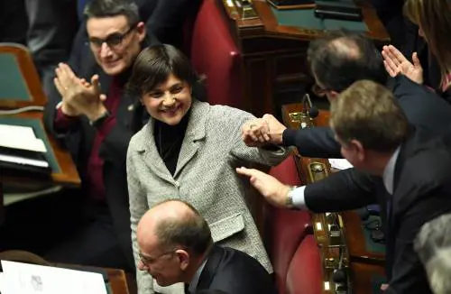 "Mai chiesta revoca 41 bis". Ma i tweet dei dem smentiscono la Serracchiani