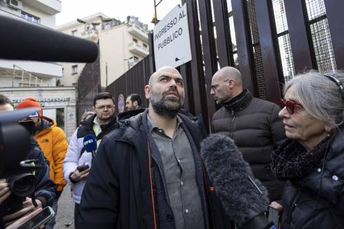 "Altro insulto? Altra querela". Matteo Salvini porta di nuovo Saviano in tribunale