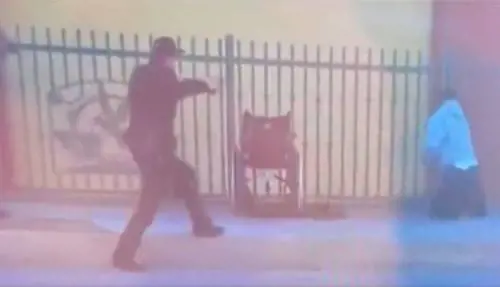 Usa, polizia uccide afroamericano in sedia a rotella: è bufera
