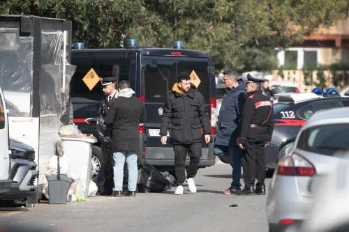 Freddato a colpi di pistola davanti casa: chi era la vittima