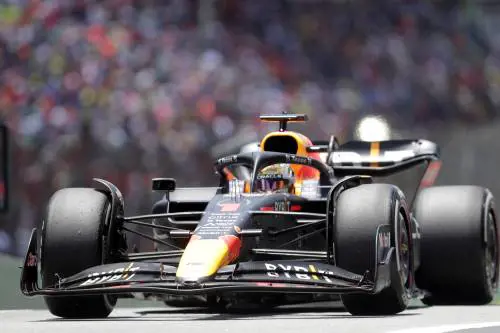 II rombo Ferrari oscura Red Bull e Ford