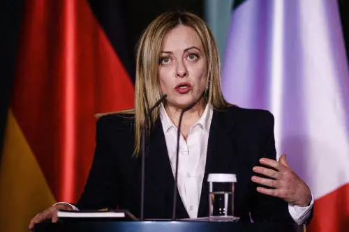 Ok agli aiuti di Stato per Germania e Francia. L'Italia strappa la flessibilità sui fondi europei
