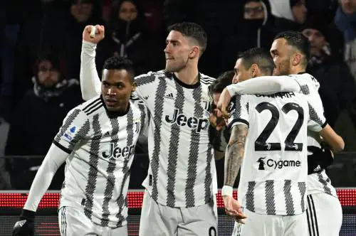 I giudici tifosi stiano zitti come gli arbitri