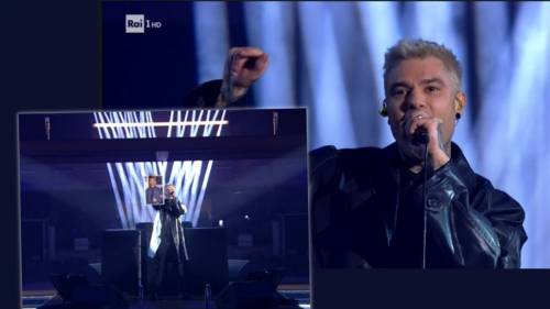 Fedez assalta FdI: ma come ca**o ti viene in mente?