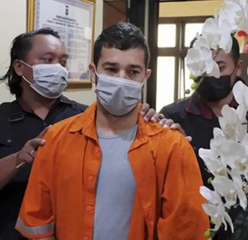 Latitante fermato a Bali, decisivi Arma e 007. Soddisfatta la Meloni