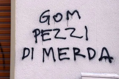 "Tira la pietra...". Sale ancora la tensione anarchica, a Venezia occupata la Ca' Foscari
