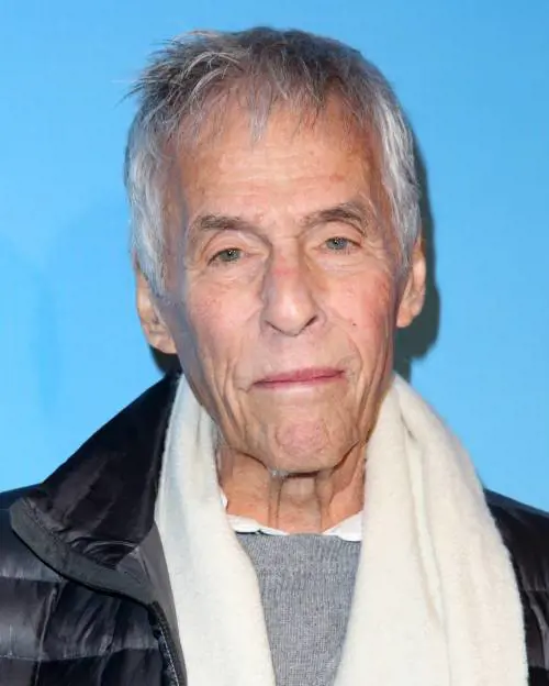 E ora una "piccola preghiera" per il pianista da hit parade