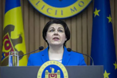 Ucraina, pioggia di razzi e allarme in Moldavia. Dubbi russi sul Donbass