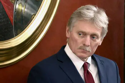 Droni, Mosca accusa gli Usa. Vendetta di fuoco su Kiev: attacco al palazzo di Zelensky