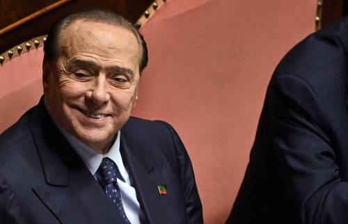 Schiarita fra azzurri e Ppe. Berlusconi: "Sì alla pace"