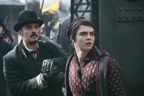 Un confuso fantasy-noir che non convince: torna la serie tv Carnival Row