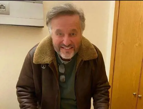 L'annuncio di Christian De Sica: "Benvenuta Bianca". E il post diventa virale