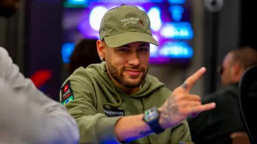 Poker dopo il tonfo col Bayern, Neymar si attira le ire di tifosi e compagni