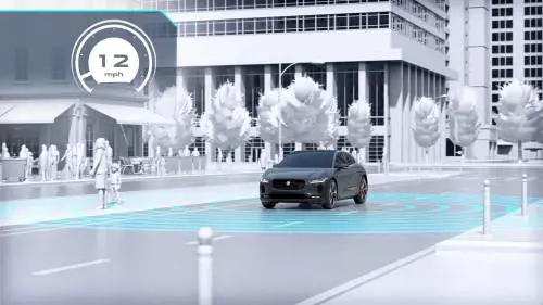 Jaguar Land Rover scommette sulle eccellenze italiane: nasce Engineering Hub